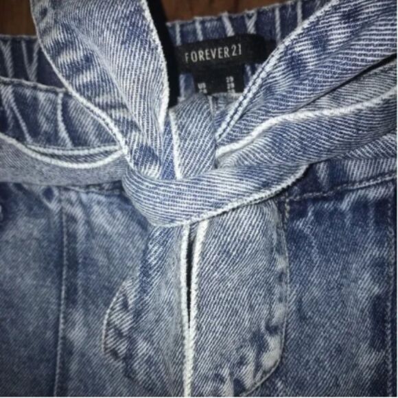 Women's Forever 21 Paper Bag Waist Jeans - Picture 3 of 12